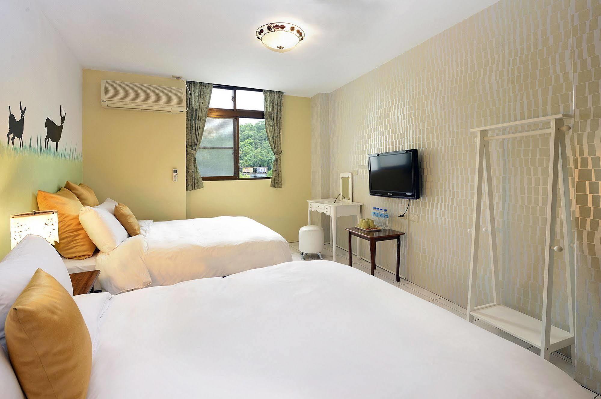 Sun Moon Lake Love Home Lake Nantou Exterior photo